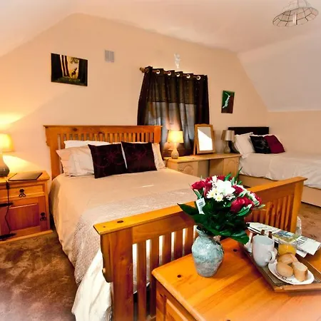 Strand's End House Only, No Breakfast Served Pensjonat Cahersiveen