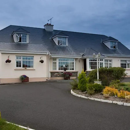 Pensjonat Strand's End House Only, No Breakfast Served