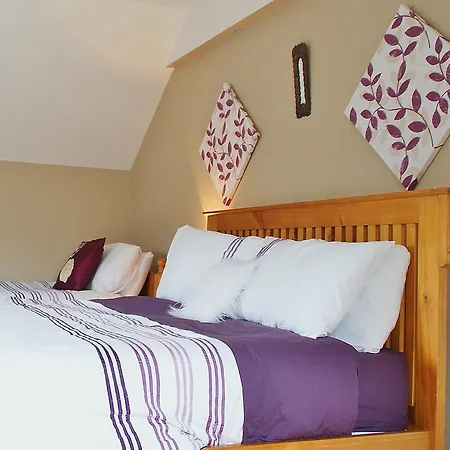 Strand's End House Only, No Breakfast Served