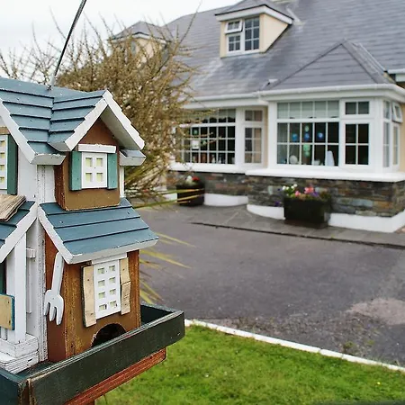 Strand's End House Only, No Breakfast Served Pensjonat