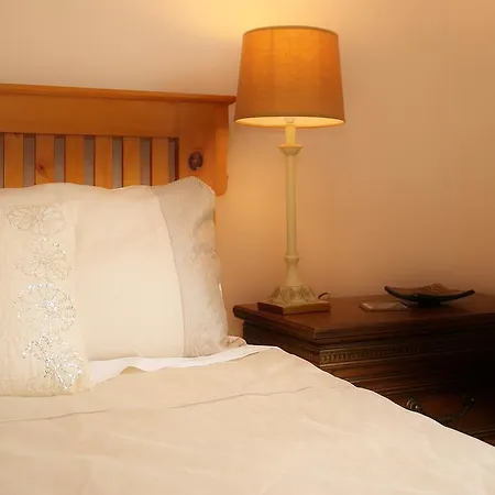 Strand's End House Only, No Breakfast Served 3*