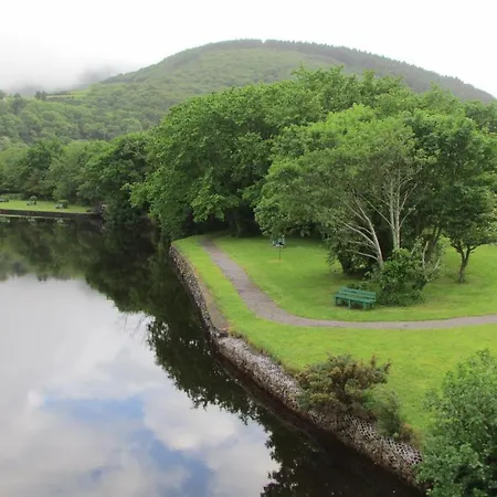 Strand's End House Only, No Breakfast Served 3*