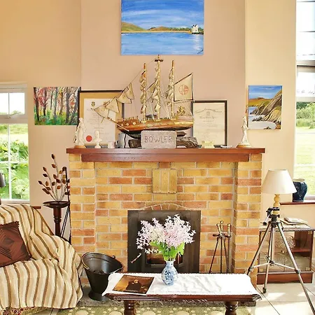 Strand's End House Only, No Breakfast Served Pensjonat 3*