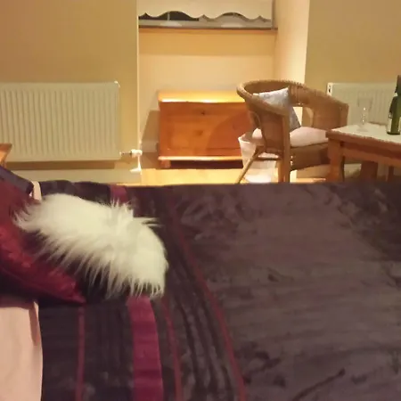 Pensjonat Strand's End House Only, No Breakfast Served 3*