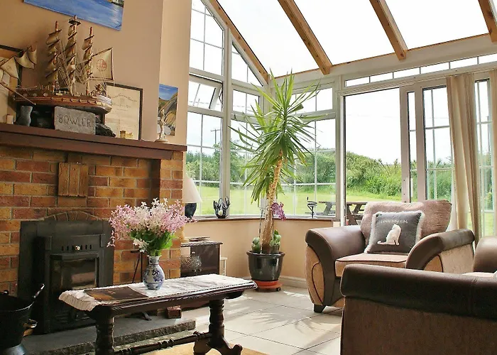 Strand's End House Only, No Breakfast Served Gasthuis Cahersiveen