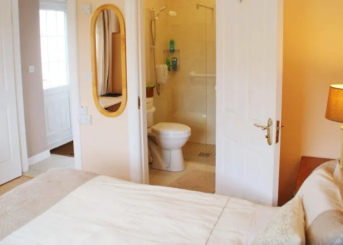 Strand's End House Only, No Breakfast Served Gasthuis Cahersiveen